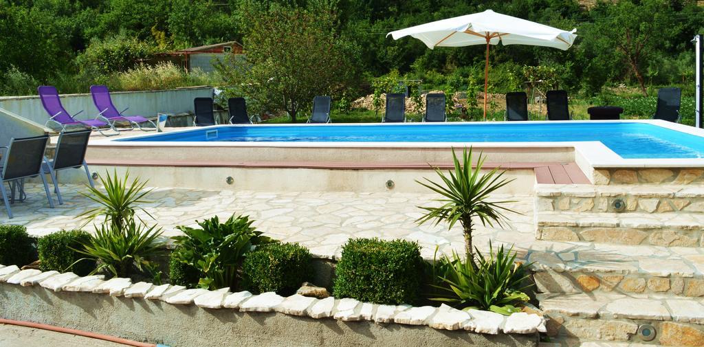 Villa Bubalo 오미스 외부 사진